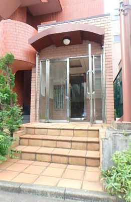 【エントランス】 | マーサ・プレアマール | 清潔なエントランスです