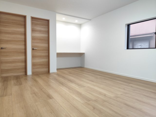 所沢市若狭3丁目戸建ての洋室