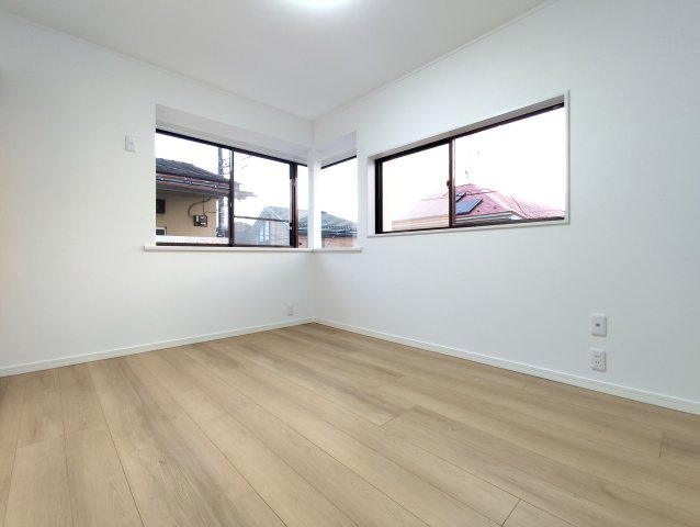 所沢市若狭3丁目戸建ての洋室