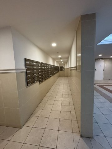 【ロビー】 | グランディアソラーレ博多の杜