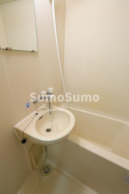 ピュアドームベイス博多の洗面所