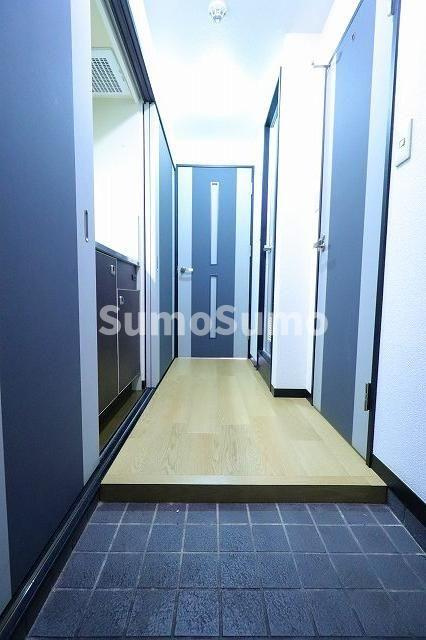 ピュアドームベイス博多の玄関