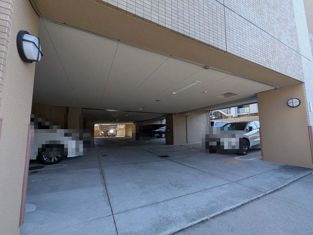 メイツ金山の駐車場|駐車場①