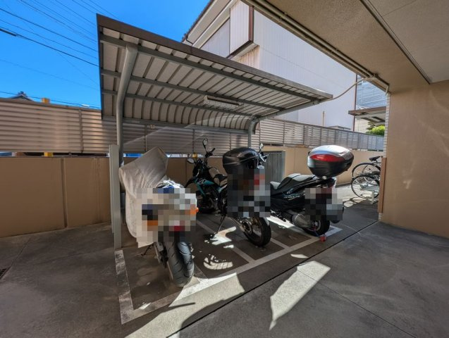 メイツ金山のその他|バイク置場
