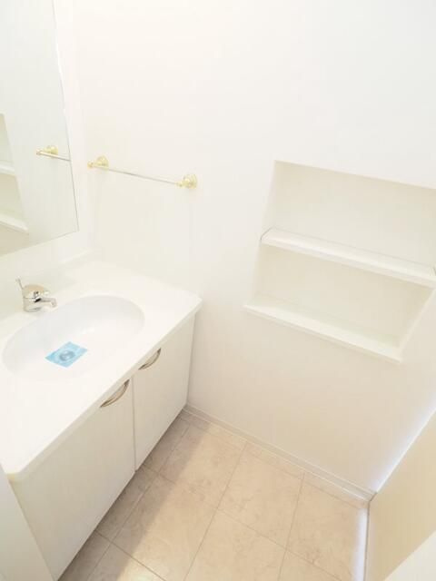 レジディア文京千石の洗面所