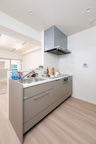 【キッチン】 | コープ野村南薬院 | お料理をしながら会話を楽しめるカウンターキッチンです