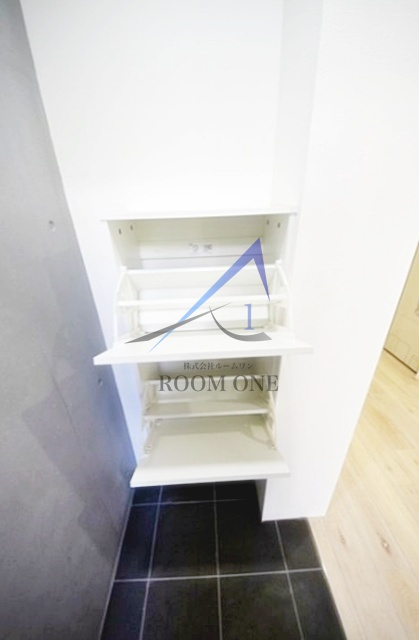 グランデール町屋の収納|玄関収納です。