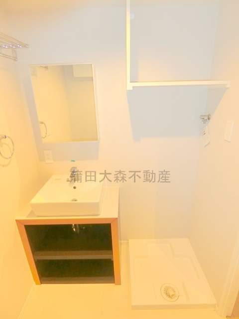 FABRIC大森町の洗面所|独立洗面台　室内洗濯機置き場　洗面脱衣所