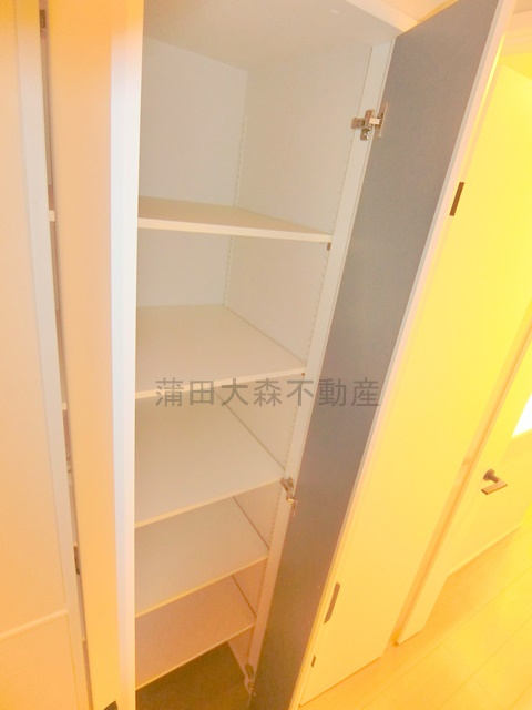 FABRIC大森町の収納|廊下収納