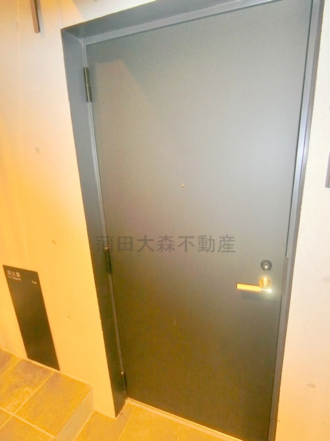 FABRIC大森町の玄関