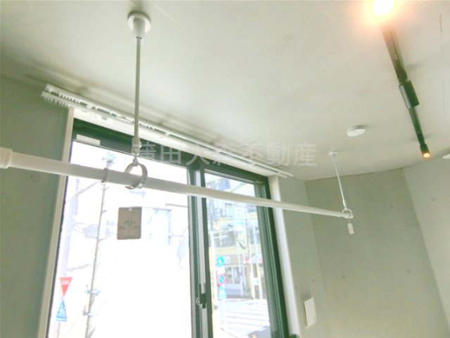 COCOFLAT蒲田EASTの設備|室内物干し金具付