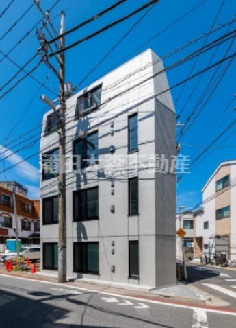 COCOFLAT蒲田EASTの外観