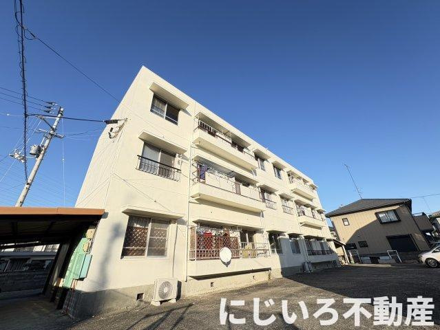 アイリス南開の外観