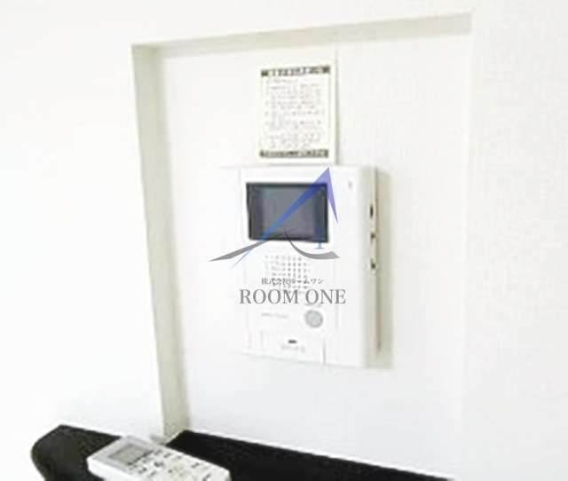 GROWS上板橋のセキュリティ|モニター付きインターホンです。