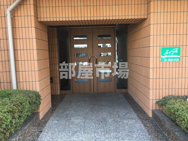 浅草寺相馬参番館のエントランス