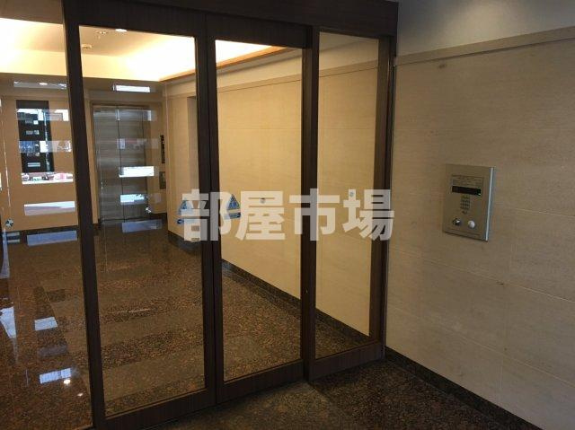 浅草寺相馬参番館のロビー