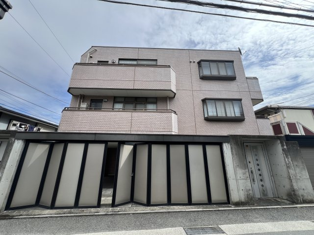 海まで徒歩徒歩10分！更地渡し可能な海近物件の外観