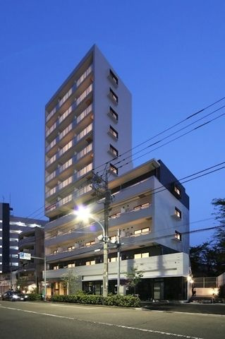 レジディア三宿の外観