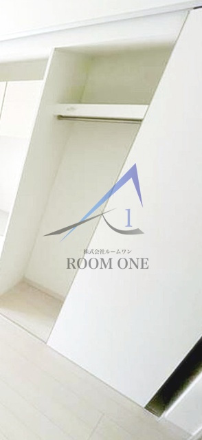 リブリ・Emergence I