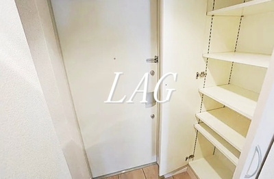 【玄関】 | プレール・ドゥーク北新宿Ⅱ | 玄関です。