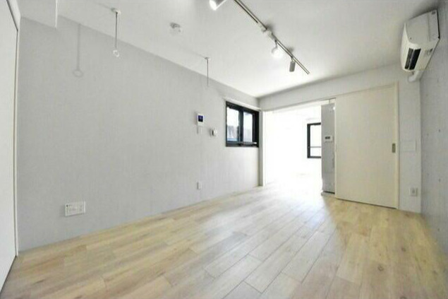 アンベリール御徒町の居間・リビング