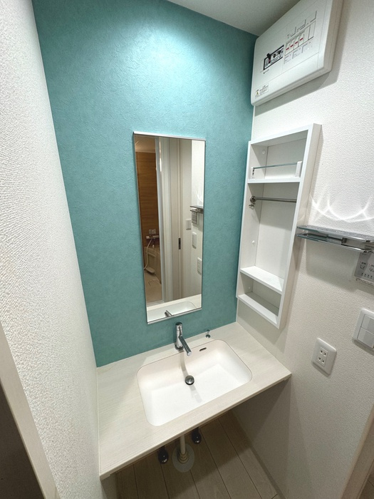 アリビオ祐天寺の独立洗面台