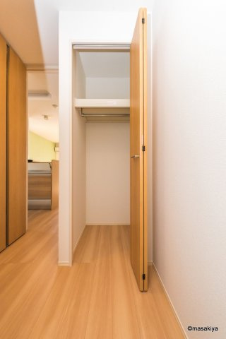 サウザン夢　Ａ棟の玄関