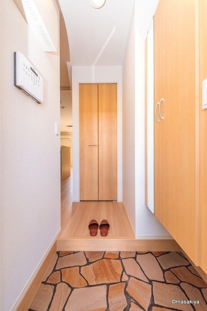 サウザン夢　Ａ棟の玄関