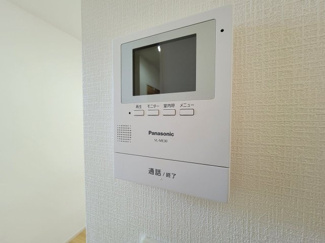 【セキュリティ】 | 甲斐市篠原 2017年築オール電化 中古戸建 南東角地 車3台 | 来訪者が一目瞭然