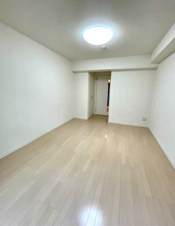 レジディア用賀　敷金０　礼金０　ペット相談の居間・リビング