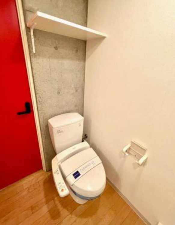 レジディア駒沢大学　敷金0礼金0　オートロック　独立洗面台のトイレ