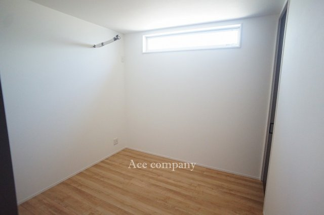 【内装】 | 八尾市高美町2丁目 | 【3階：洋室4.5帖】