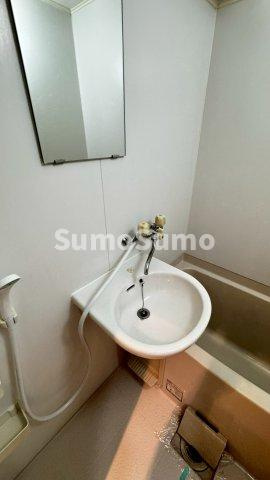 ロマネスク日赤通りの洗面所