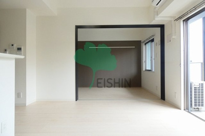  | レフィナード博多