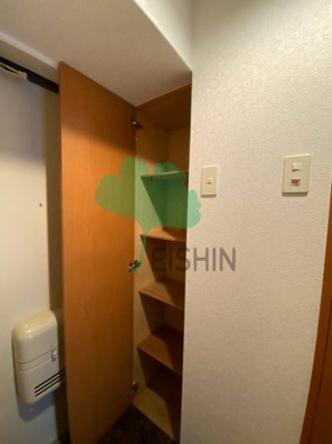 【玄関】 | リファレンスリバーサイド | 下駄箱もしっかりついてます！