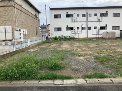 【外観】 | 浜松市中央区本郷町 新築一戸建て 1号棟 | 現在建築中の外観画像です。ご内覧は同じメーカーの完成物件へご案内いたしますので、いつでもご相談ください！