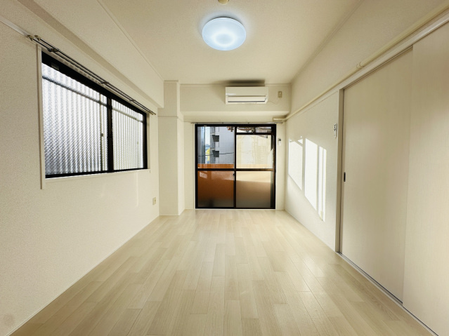 清和京橋の居間・リビング