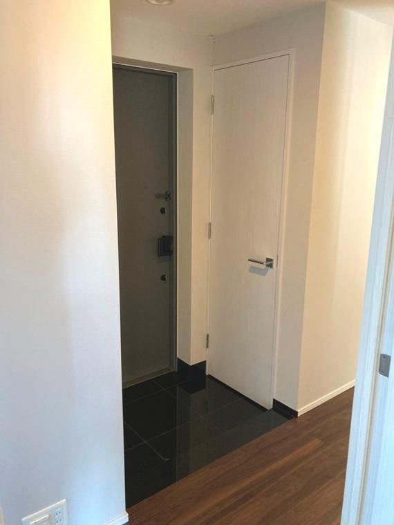 ブランズ東池袋の玄関