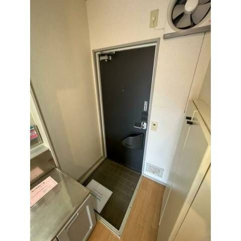 メゾンＳの玄関