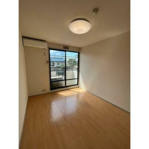 メゾンＳの洋室