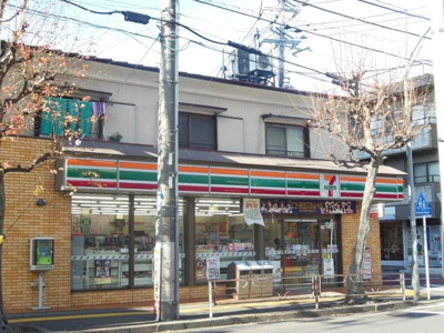 ★セブンイレブン★ 267m