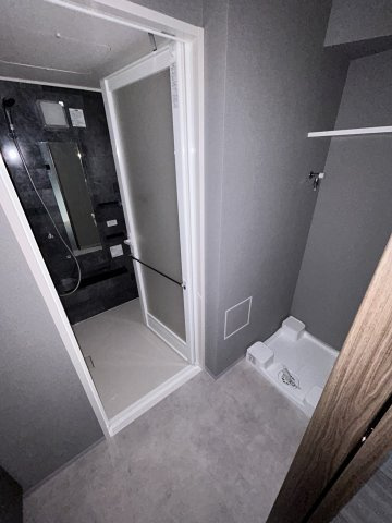 LUMEED南千住の洗面所