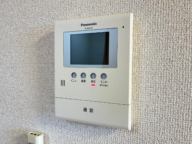 フォレスト・ヴィラの内装|カメラ付インターホン