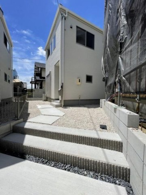 【エントランス】ドマーニ一色新町2号棟