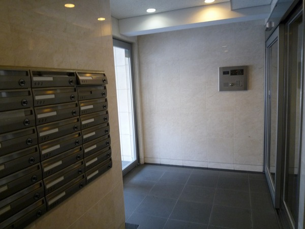 クレイシア錦糸町のエントランス