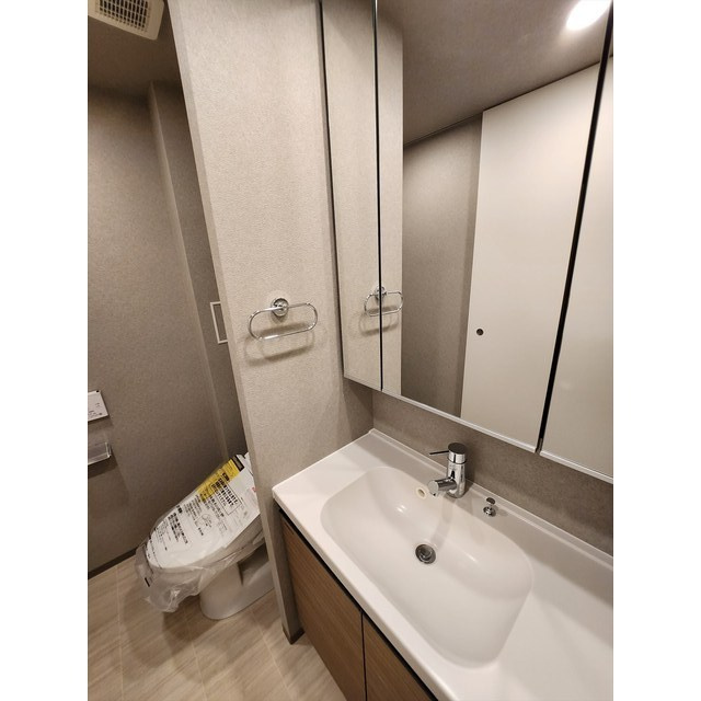 コスモグラシア三ノ輪の洗面所