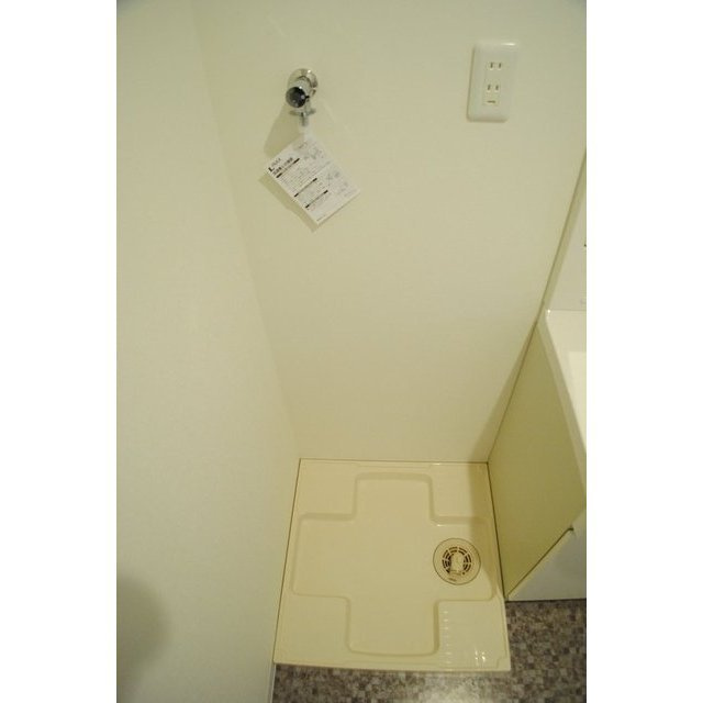 ウインズコート西中島