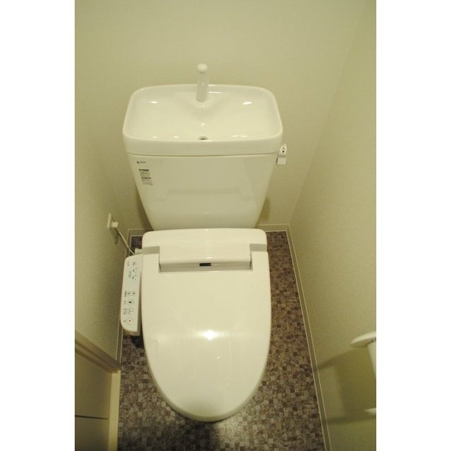 ウインズコート西中島