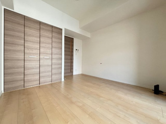 【居間・リビング】プレジリア本郷