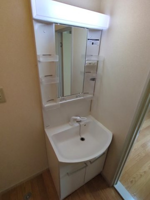 シャワー付き洗面台♪